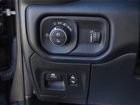 Used 2022 RAM 1500 Big Horn image 23