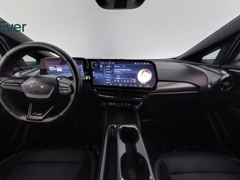 Used 2024 Chevrolet Equinox EV RS FWD image 26