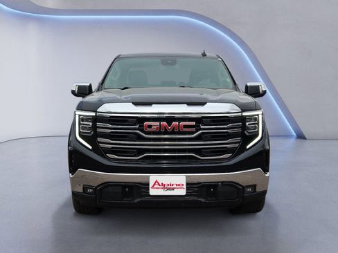 Used 2025 GMC Sierra 1500 SLT image 8