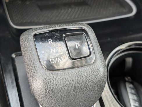 Used 2021 Nissan Rogue Platinum AWD/4WD image 24