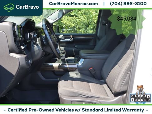 Certified 2024 Chevrolet Silverado 1500 LT Trail Boss w/ Dark Appearance Package AWD/4WD image 15