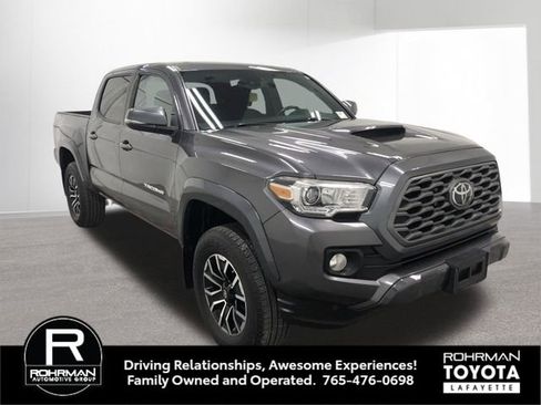 Used 2020 Toyota Tacoma TRD Sport AWD/4WD image 9