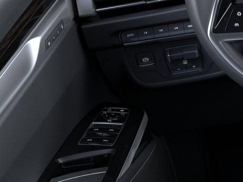 New 2026 Cadillac Escalade ESV Luxury AWD/4WD image 22