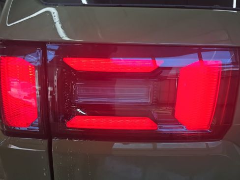 New 2026 Jeep Cherokee Laredo AWD/4WD image 34
