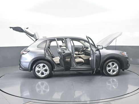 Used 2024 Honda HR-V LX image 71