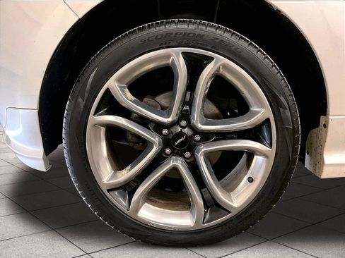 Used 2014 Ford Edge Sport w/ Driver Entry Package AWD/4WD image 8