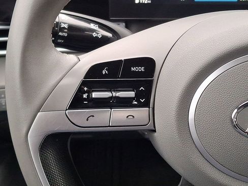 Used 2023 Hyundai Elantra SEL w/ Convenience Package image 20