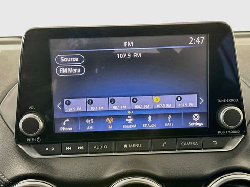 Used 2020 Nissan Sentra SV FWD image 17