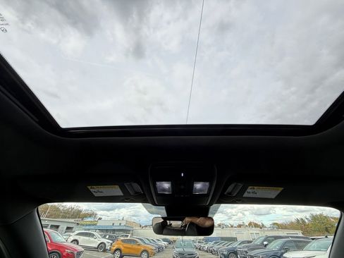 Used 2022 MAZDA CX-9 Grand Touring image 17