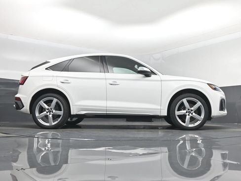 Used 2022 Audi SQ5 Premium Plus w/ Premium Plus Package AWD/4WD image 16