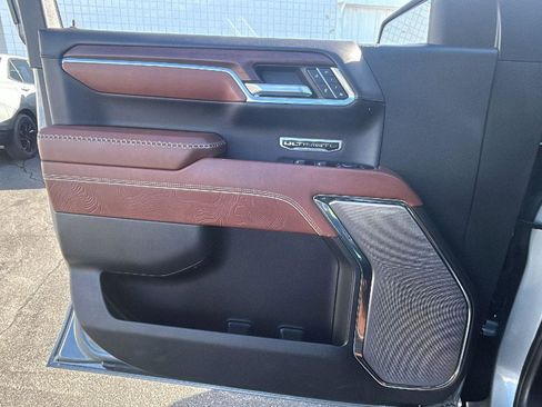 Certified 2024 GMC Sierra 1500 Denali Ultimate image 13