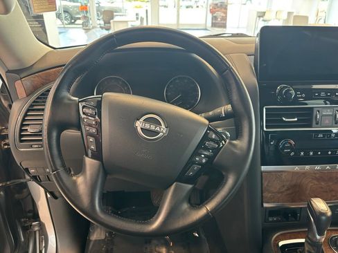 Used 2024 Nissan Armada SL w/ Captain's Chairs Package AWD/4WD image 17