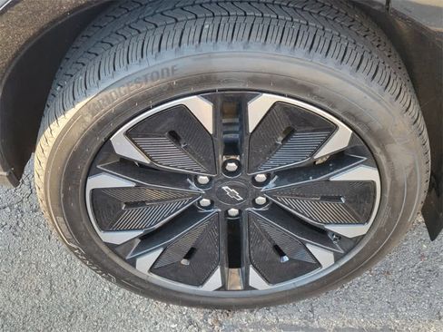 Used 2025 Chevrolet Blazer EV RS image 11