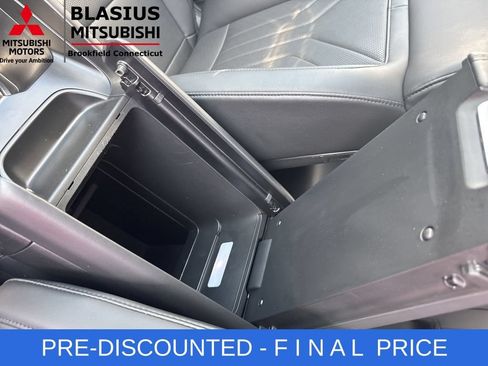 Used 2025 Hyundai Santa Fe SEL FWD image 29