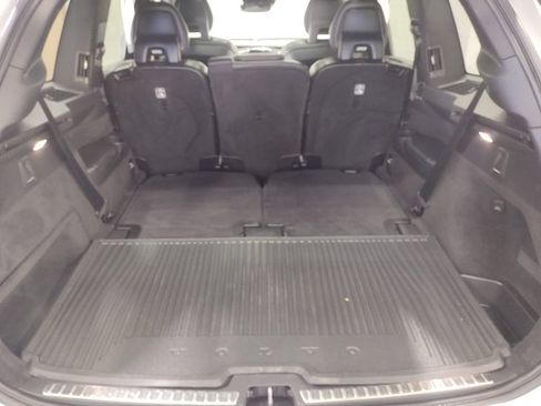 Used 2016 Volvo XC90 T6 R-Design w/ Vision Package AWD/4WD image 17