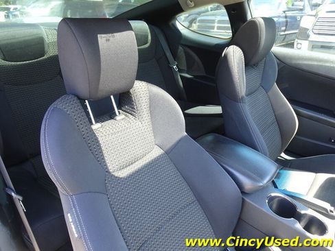 Used 2011 Hyundai Genesis 2.0T RWD image 16