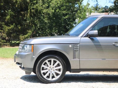 Used 2011 Land Rover Range Rover Supercharged AWD/4WD image 10