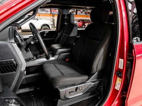 Used 2020 Ford F150 XLT w/ Equipment Group 302A Luxury AWD/4WD image 38