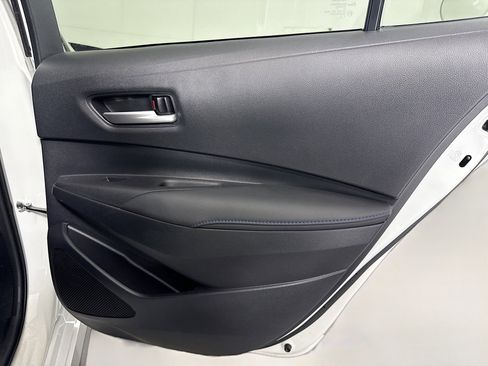 Used 2021 Toyota Corolla SE FWD image 27