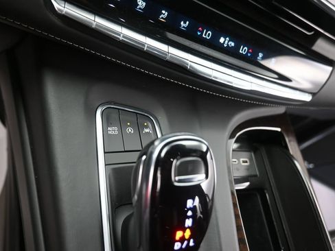 Used 2021 Cadillac Escalade ESV Sport Platinum AWD/4WD image 13