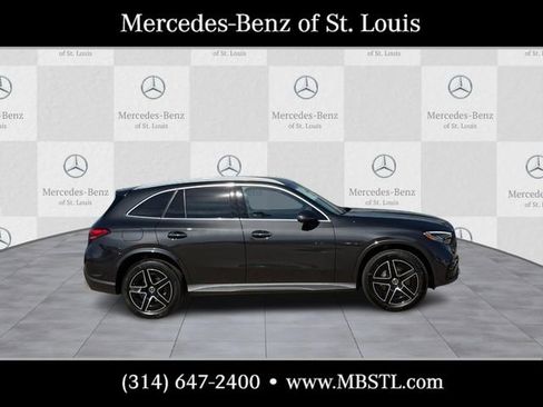 New 2026 Mercedes-Benz GLC 300 4MATIC image 2