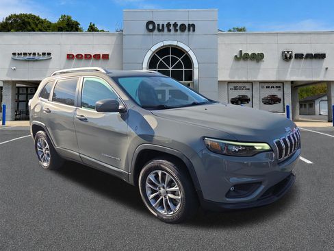 Certified 2021 Jeep Cherokee Latitude Lux w/ Comfort/Convenience Group AWD/4WD image 1