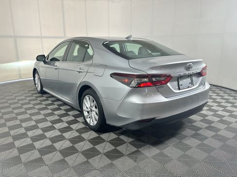 Used 2023 Toyota Camry LE FWD image 5