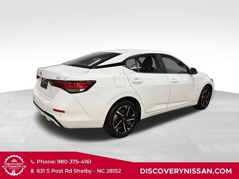 Certified 2024 Nissan Sentra SV FWD image 6