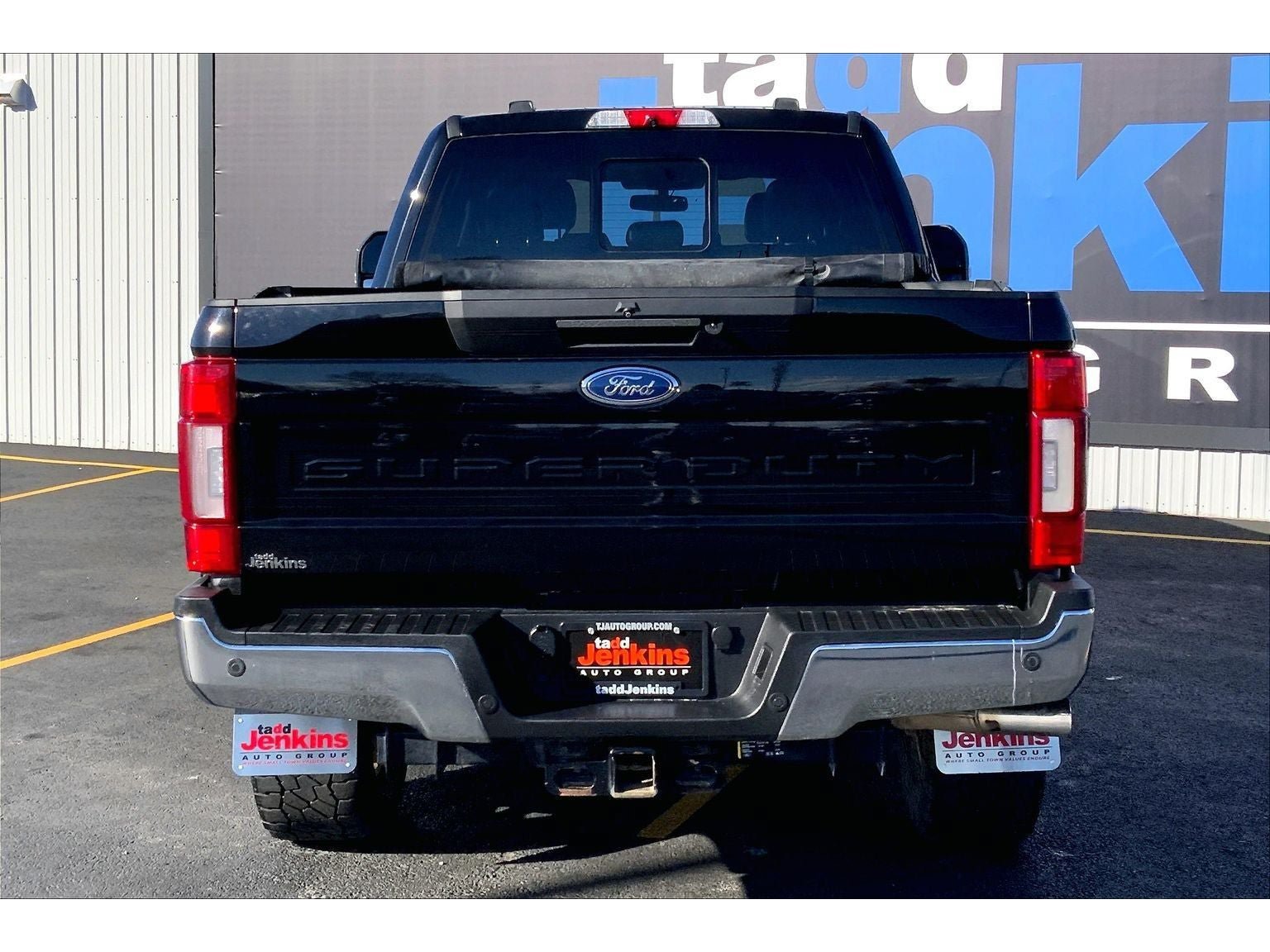 Used 2021 Ford F350 Lariat w/ Lariat Ultimate Package AWD/4WD image 4