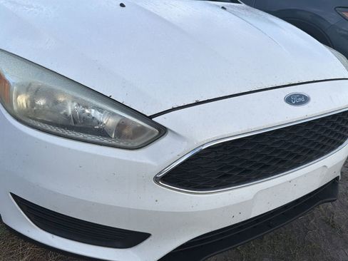 Used 2015 Ford Focus SE image 8