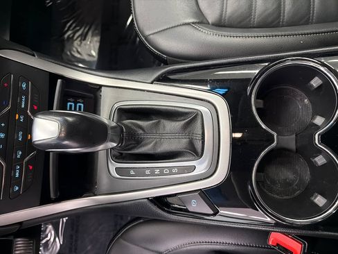 Used 2018 Ford Edge SEL w/ Equipment Group 201A FWD image 31