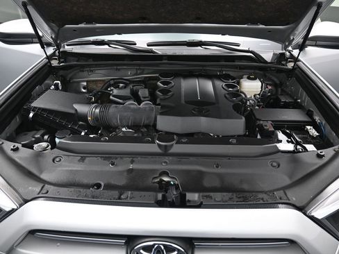 Used 2024 Toyota 4Runner SR5 image 34