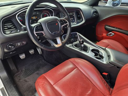 Used 2017 Dodge Challenger R/T Plus image 11