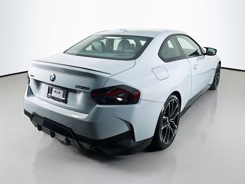 Used 2023 BMW 230i xDrive Coupe w/ Premium Package image 9
