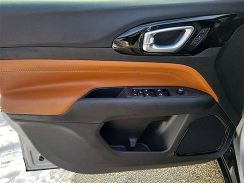 Certified 2024 Jeep Compass Limited w/ Elite Group image 12