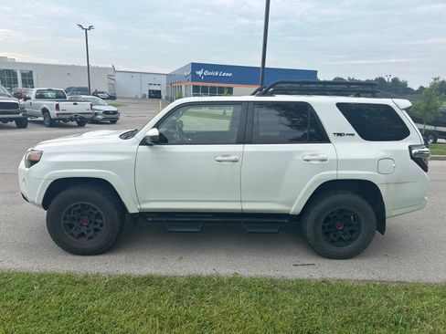 Used 2022 Toyota 4Runner TRD Pro AWD/4WD image 10