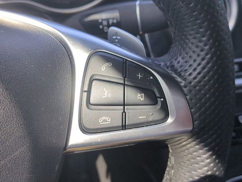 Used 2018 Mercedes-Benz GLC 300 image 31