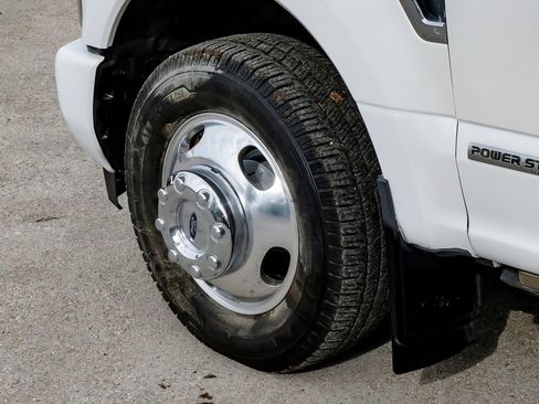 Used 2018 Ford F350 Platinum w/ Platinum Ultimate Package image 62