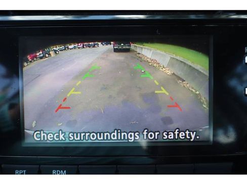 Used 2016 Nissan Rogue S AWD/4WD image 12