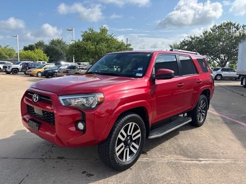 Used 2020 Toyota 4Runner SR5 AWD/4WD image 1