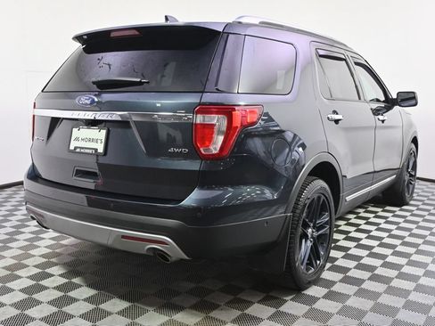 Used 2017 Ford Explorer Limited w/ Equipment Group 301A AWD/4WD image 6