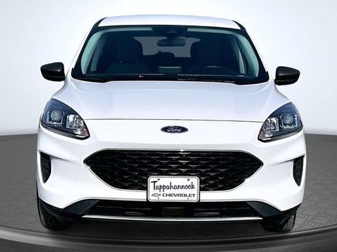 Used 2022 Ford Escape SE FWD image 2