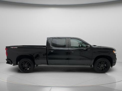 Used 2024 Chevrolet Silverado 1500 RST w/ Protection Package AWD/4WD image 2