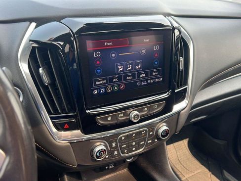 Used 2020 Chevrolet Traverse RS w/ LPO, Floor Liner Package AWD/4WD image 13