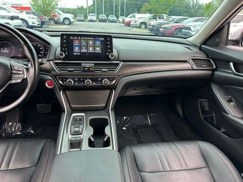 Used 2021 Honda Accord Touring image 15