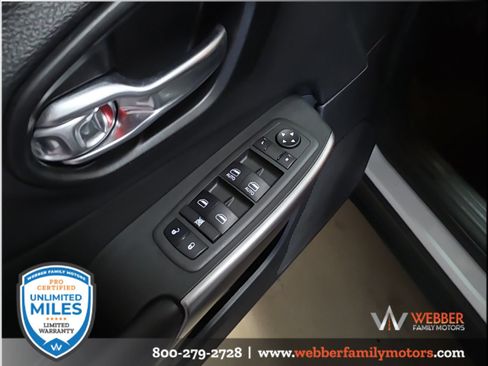 Used 2022 Jeep Cherokee Latitude Lux AWD/4WD image 13