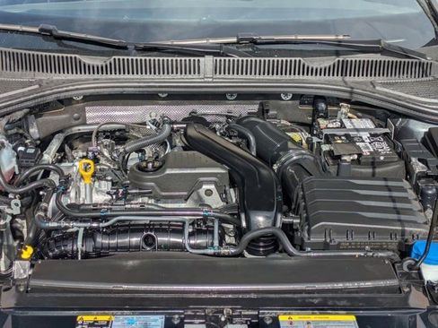 Used 2025 Volkswagen Jetta Sport FWD image 33