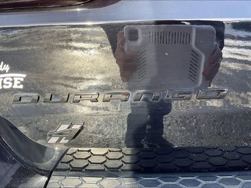Used 2020 Dodge Durango SXT image 30