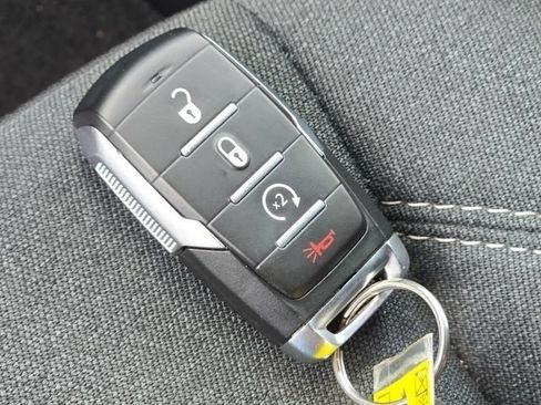 Used 2022 RAM 1500 Big Horn AWD/4WD image 46
