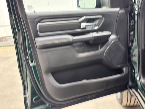 New 2026 RAM 1500 4x4 Crew Cab image 18